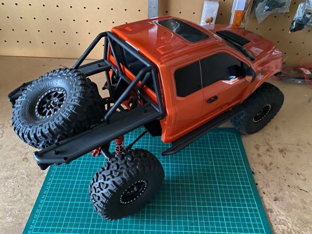 Traction Hobby Cragsman C 1/8th Scale RC Rock Crawler ARTR - For RC ...